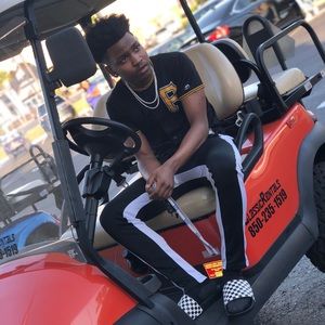 Meet your Posher, Mckenzie